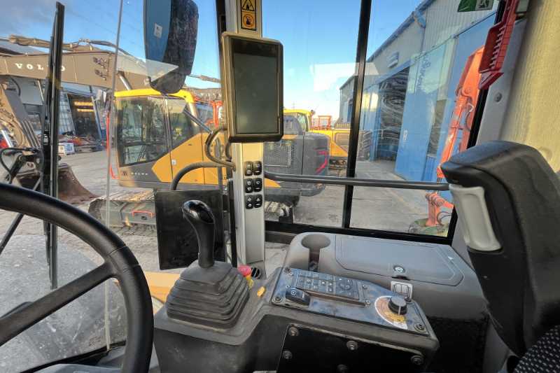 OmecoHub - Immagine VOLVO SD160B